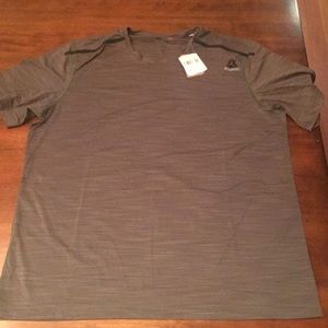 BRAND NEW -- Reebok ActiveChill Tee (XL)